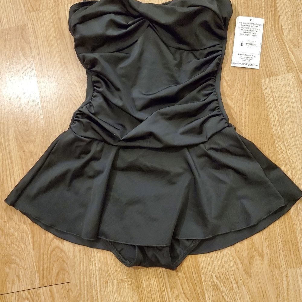 Instantfigure Compression Skirted One-Piece- NEW - Picture 5 of 16